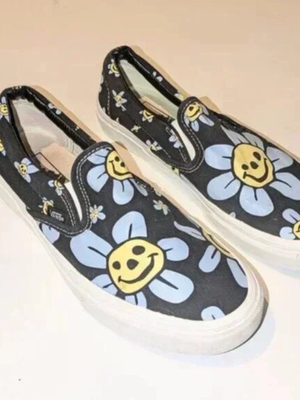 Vans Slip On Daisy Flower Gym Shoes W 8.5 M 7